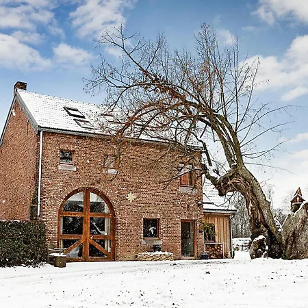 La Source De Manon - A Houyet, En Ardennes Houyet