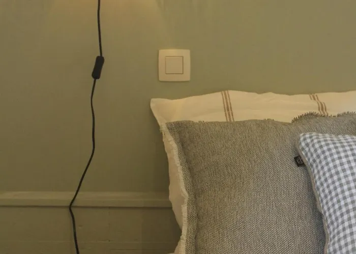 La Source De Manon - à Houyet, En Ardennes Hébergement de vacances *